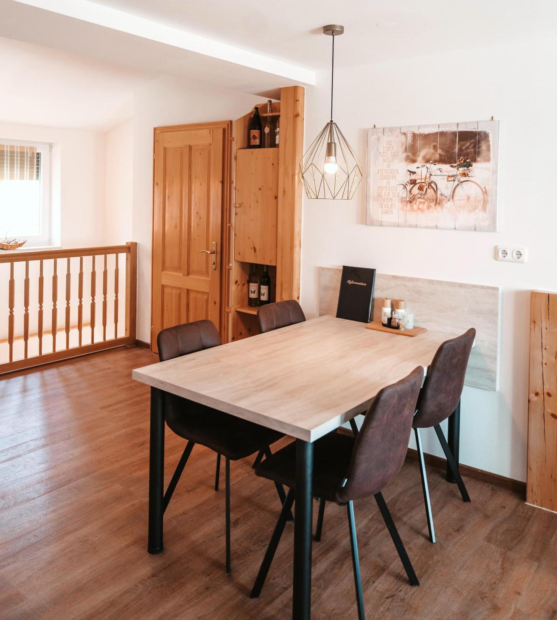 Ferienwohnungen Karin Am Seggauberg Leibnitz Quarto foto