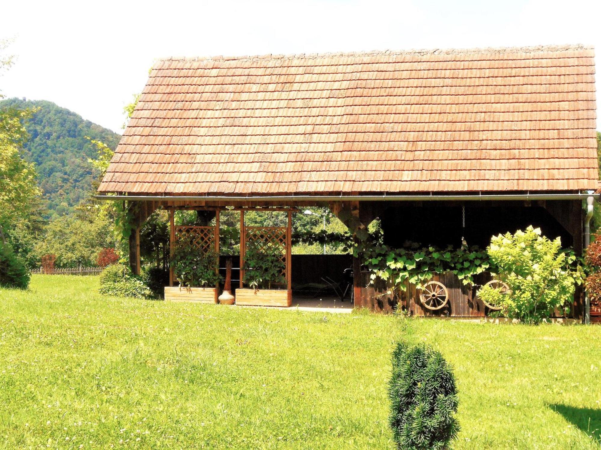 Ferienwohnungen Karin Am Seggauberg Leibnitz Exterior foto